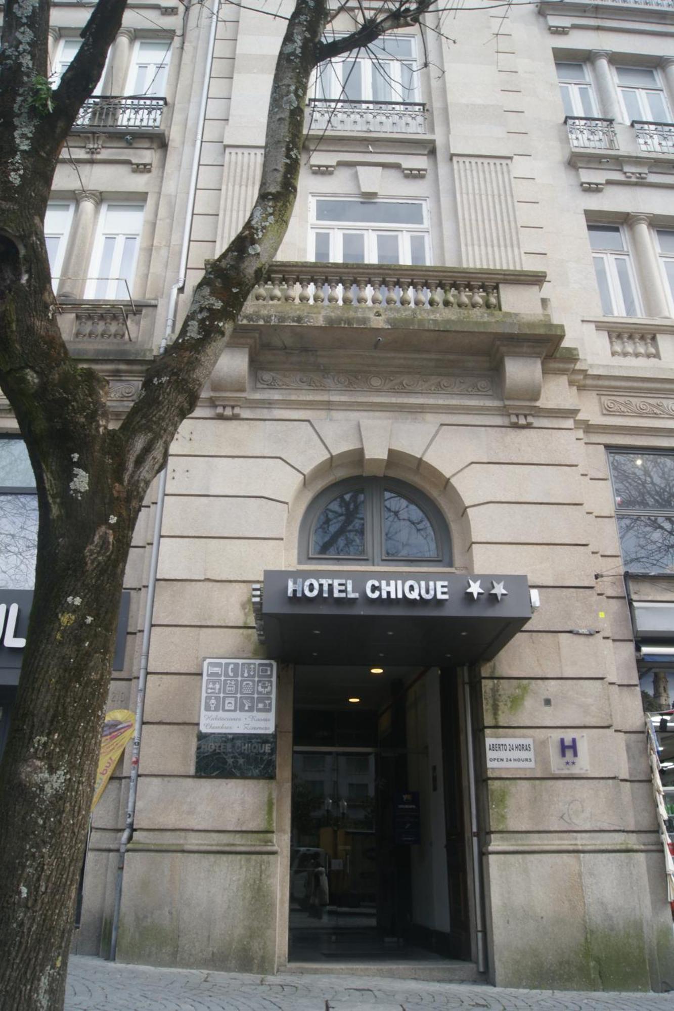Hotel Chique Aliados Порто Екстериор снимка