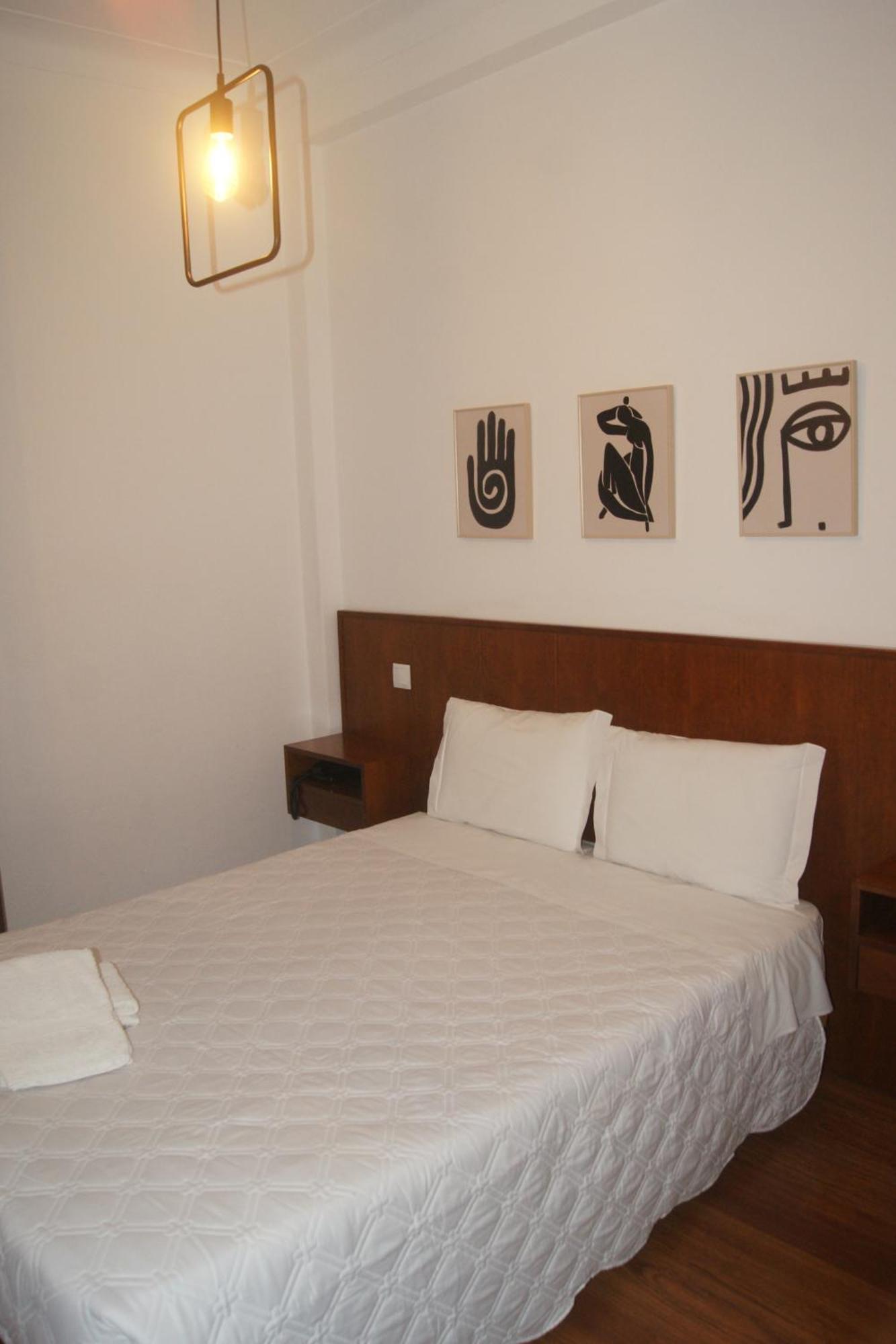 Hotel Chique Aliados Порто Екстериор снимка